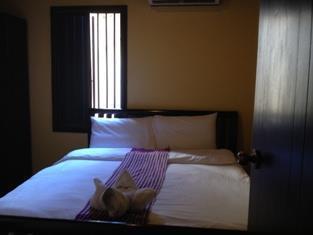 Central Backpacker Hostel 琅勃拉邦 外观 照片